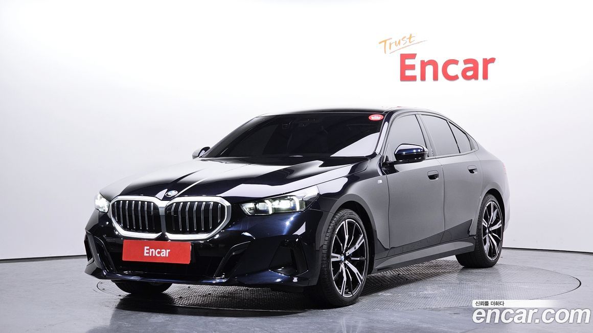 BMW 5-Series 530i xDrive M Sport, 2025