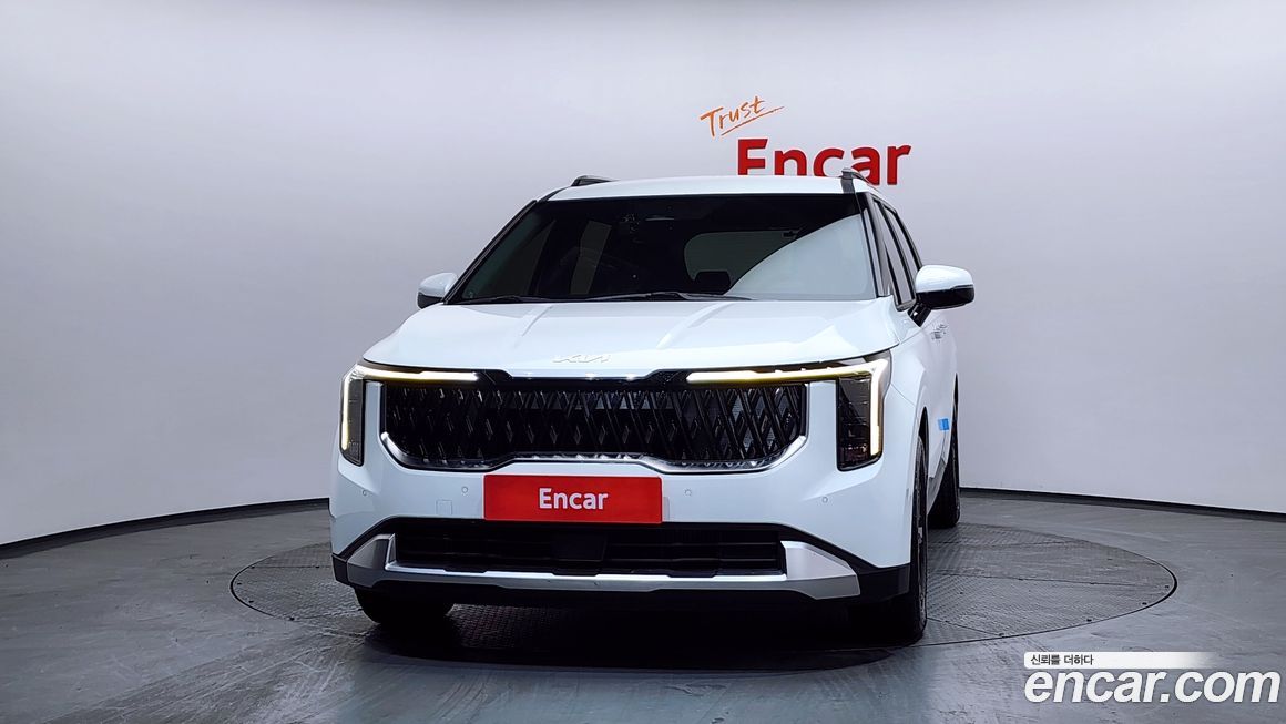 Kia Carnival 9-Seater Prestige, 2024