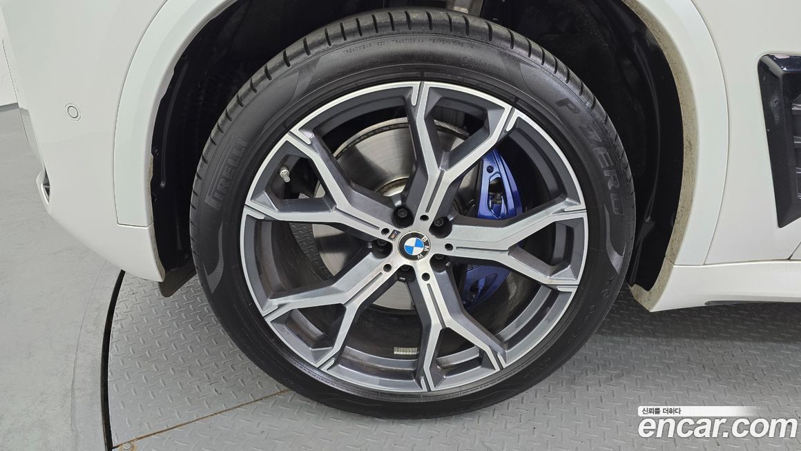 BMW X5 xDrive 40i M Sport, 2024