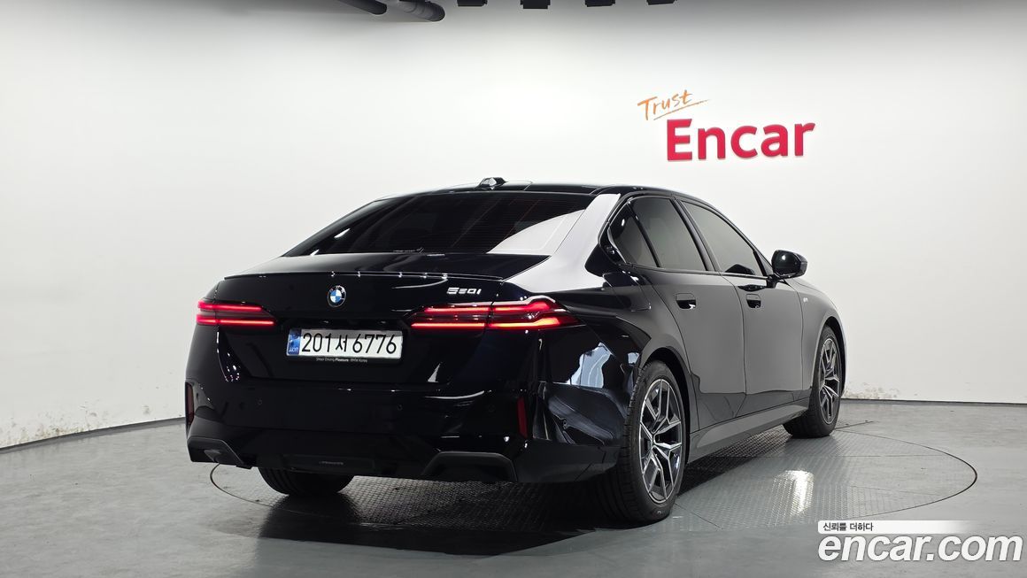 BMW 5-Series 520i Special Edition, 2025