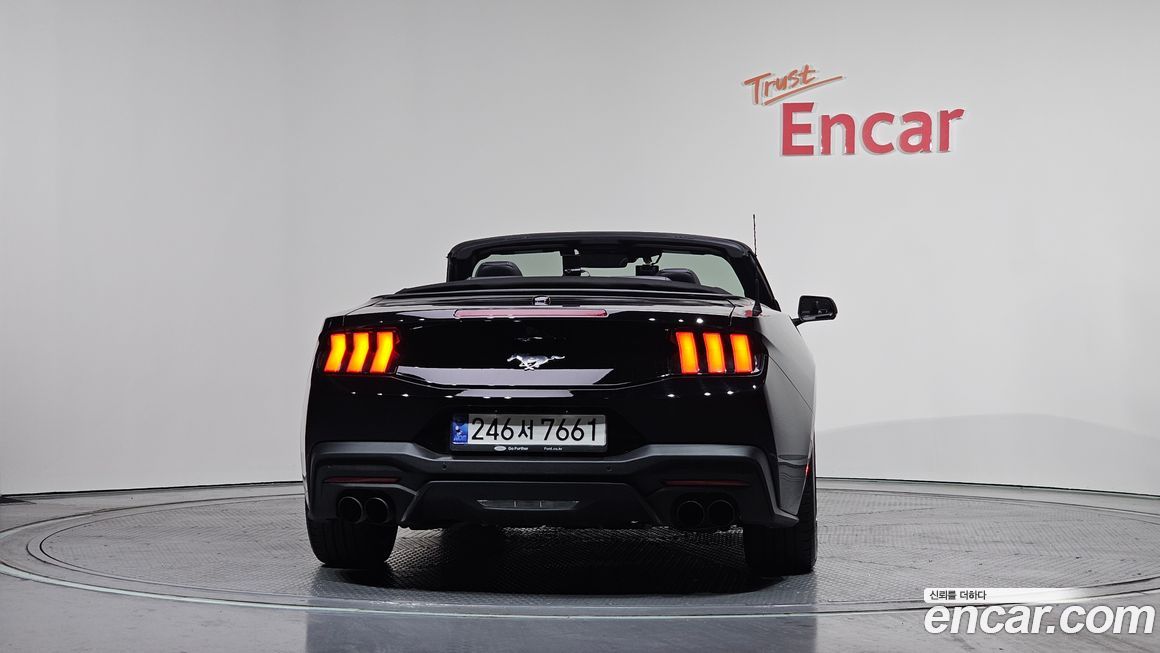Ford Mustang 2.3 Ecoboost Premium Convertible, 2024