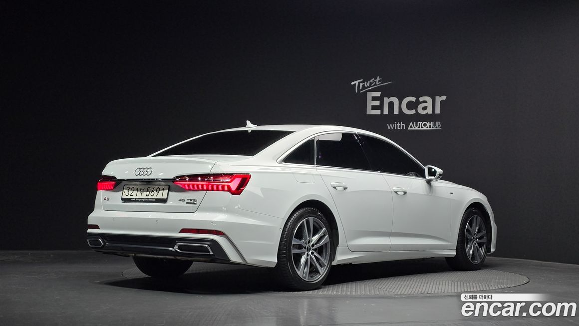 Audi A6 45 TFSI Quattro Premium, 2023