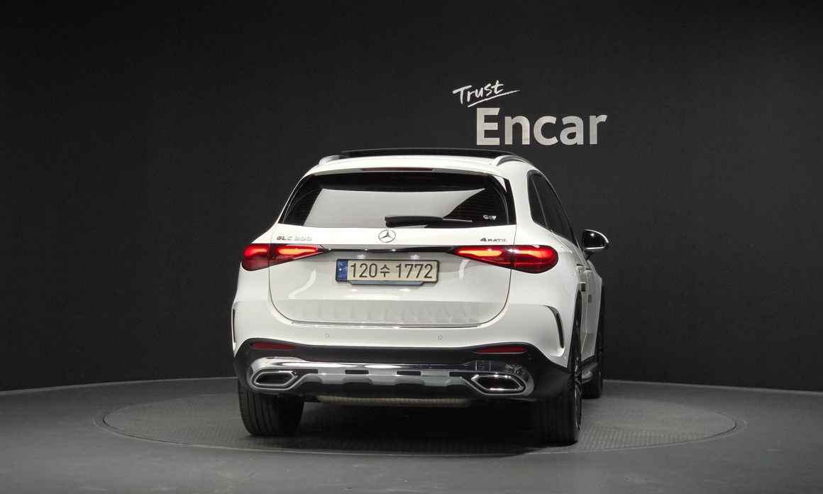 Mercedes-Benz GLC-Class GLC300 4MATIC AMG Line, 2024