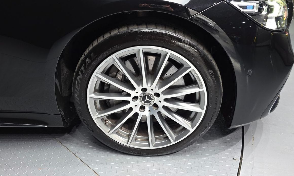 Mercedes-Benz S-Class S500L 4MATIC, 2022