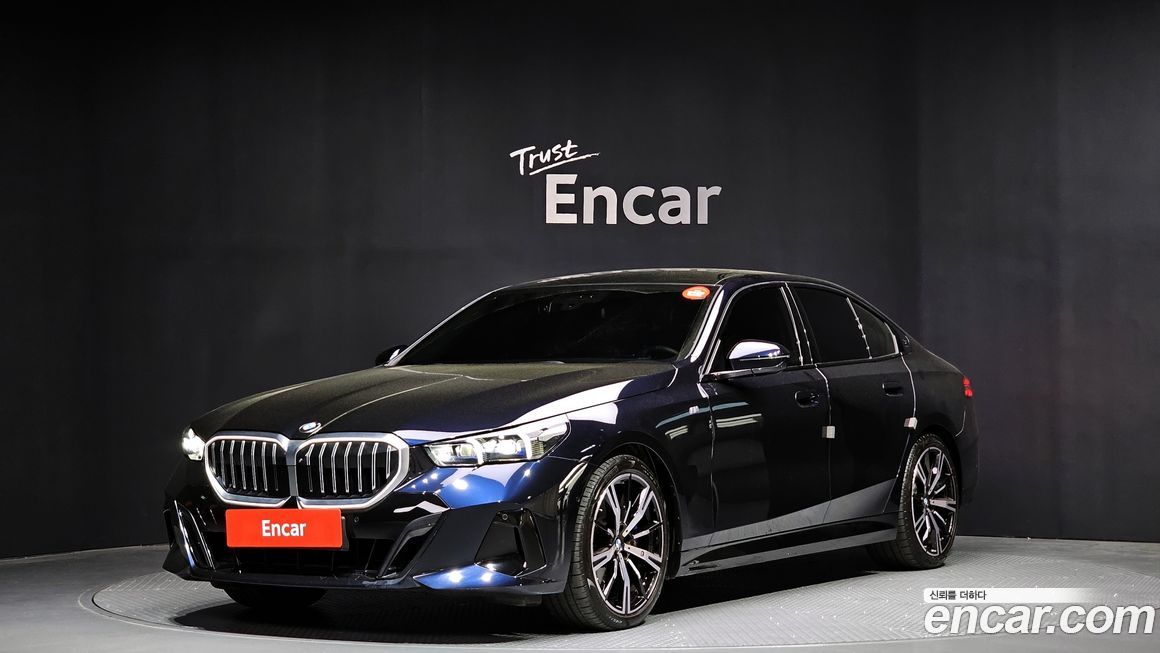 BMW 5-Series 530i xDrive M Sport, 2024