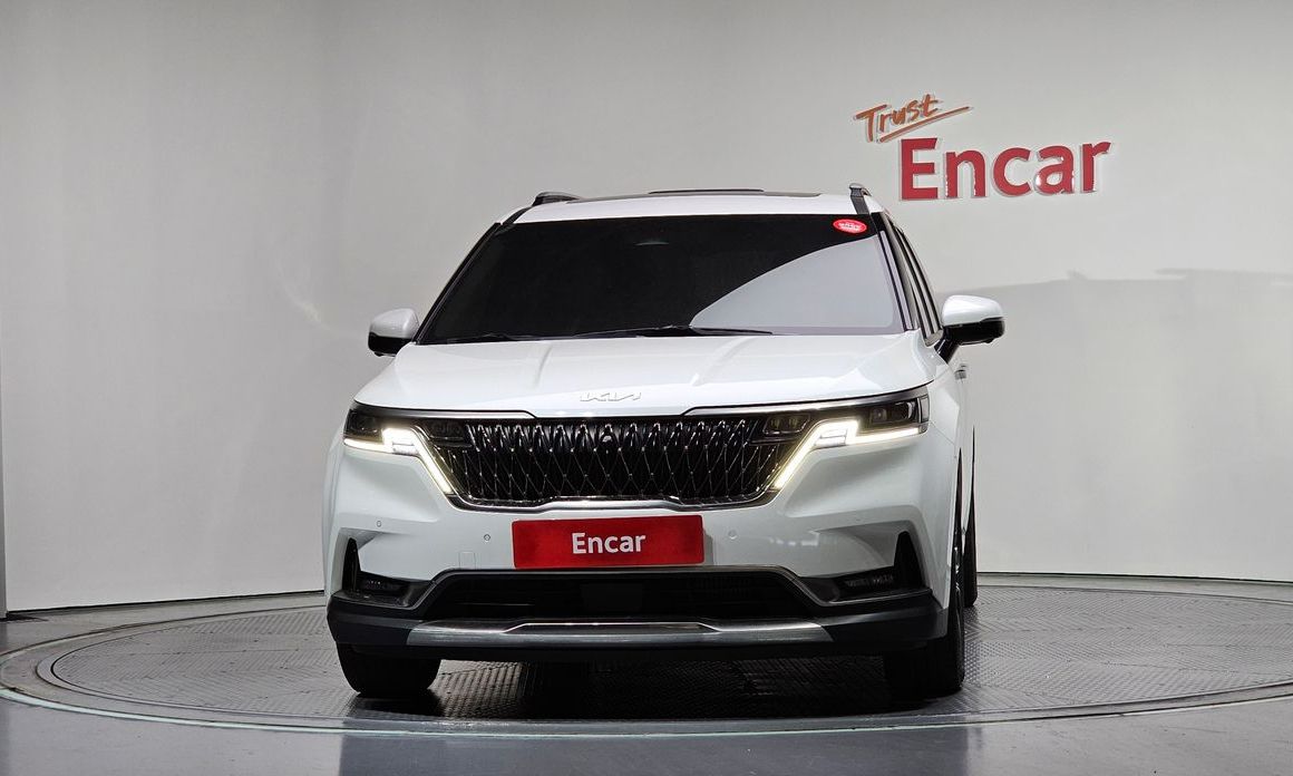 Kia Carnival 7-Seater Signature, 2023
