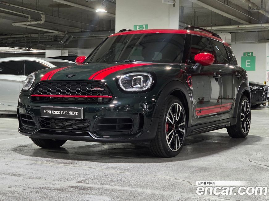 Mini Countryman JCW Launch Pack, 2023