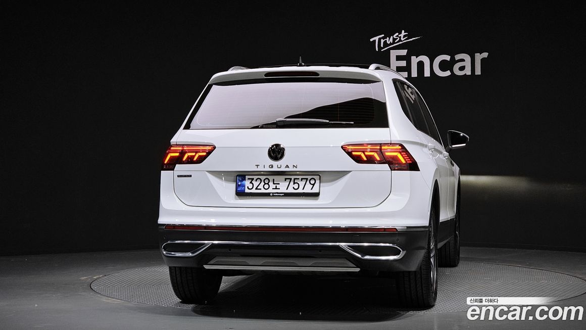 Volkswagen Tiguan 2.0 TSI Prestige, 2023