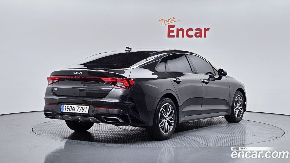 Kia K5 2.0, 2023