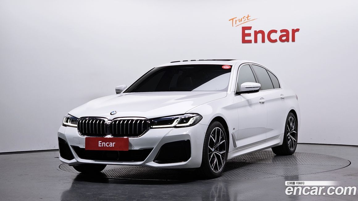 BMW 5-Series 530i xDrive M Sport Package, 2023