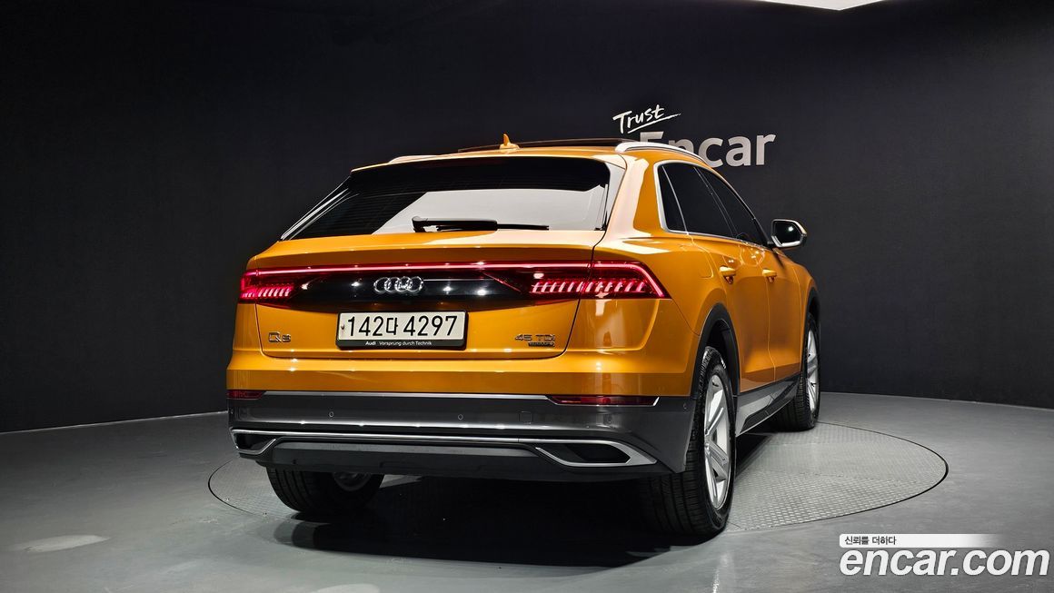 Audi Q8 45 TDI Quattro Premium, 2021