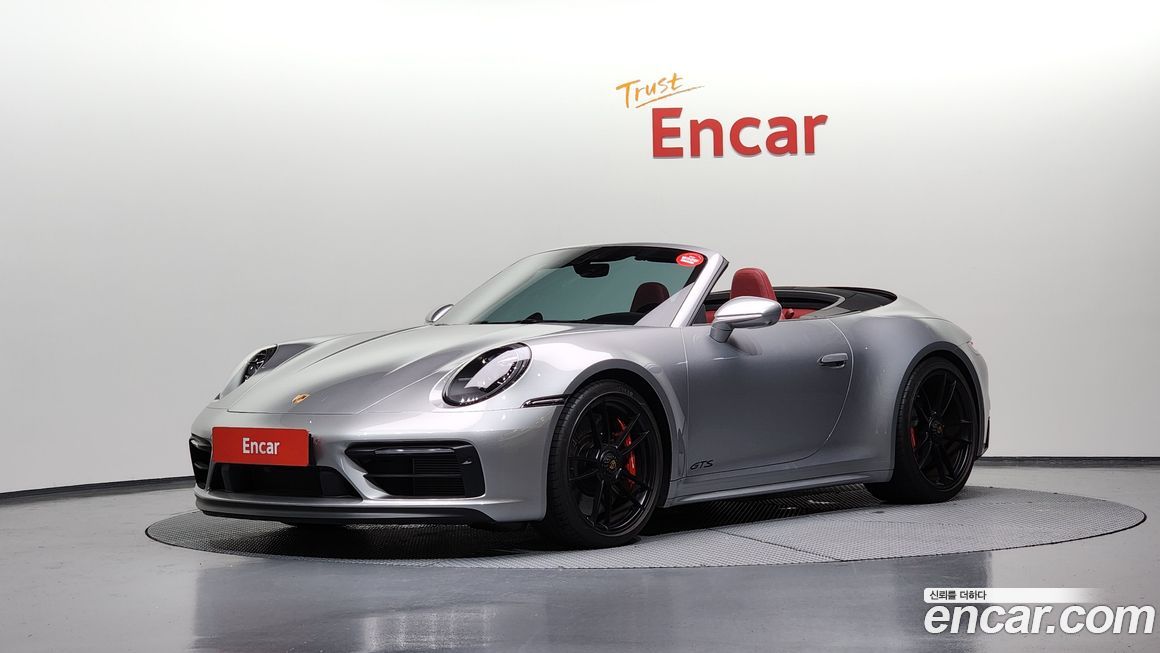 Porsche 911 Carrera 4 GTS Cabriolet, 2024