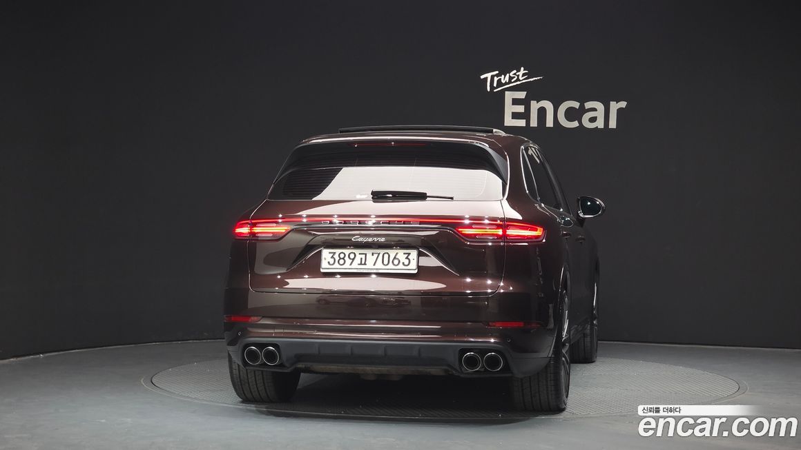 Porsche Cayenne 3.0, 2021