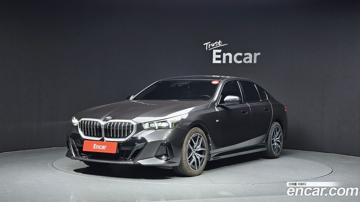 BMW 5-Series 520i M Sport, 2024