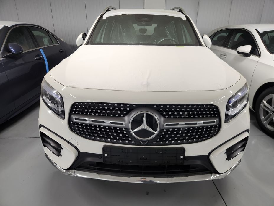 Mercedes-Benz GLB-Class GLB250 4MATIC, 2025