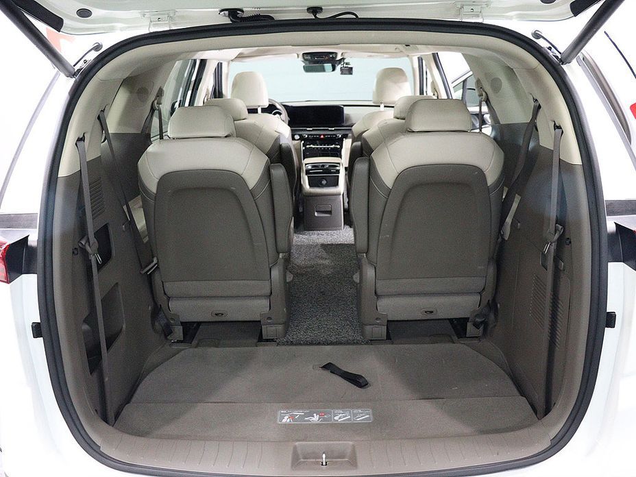 Kia Carnival 9-Seater Noblesse, 2022