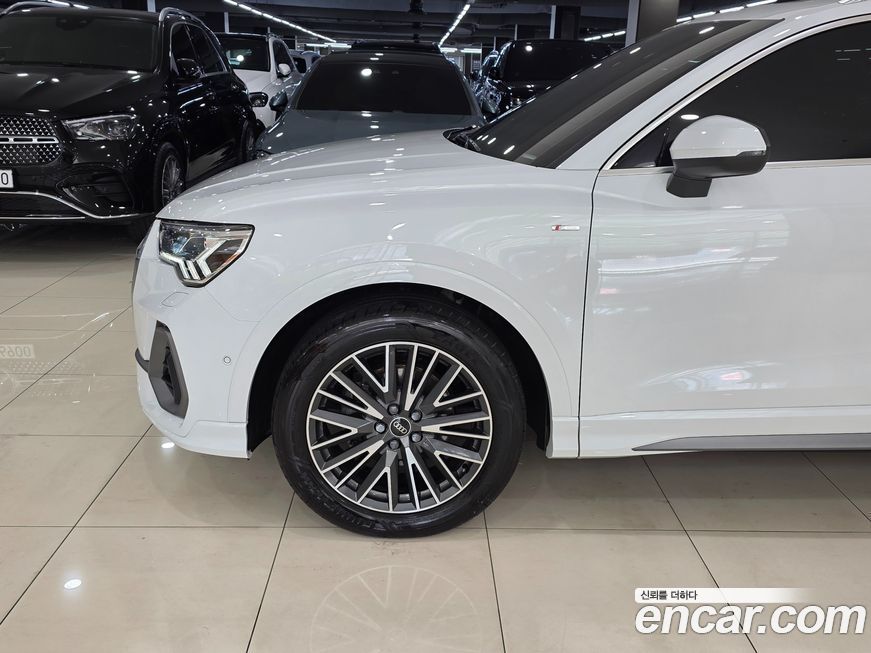 Audi Q3 35 TDI Premium, 2023