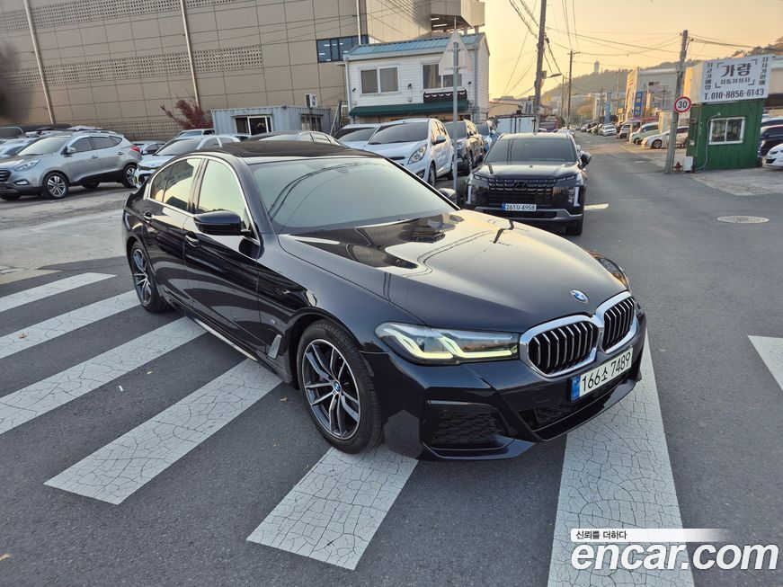 BMW 5-Series 520i M Sport, 2022