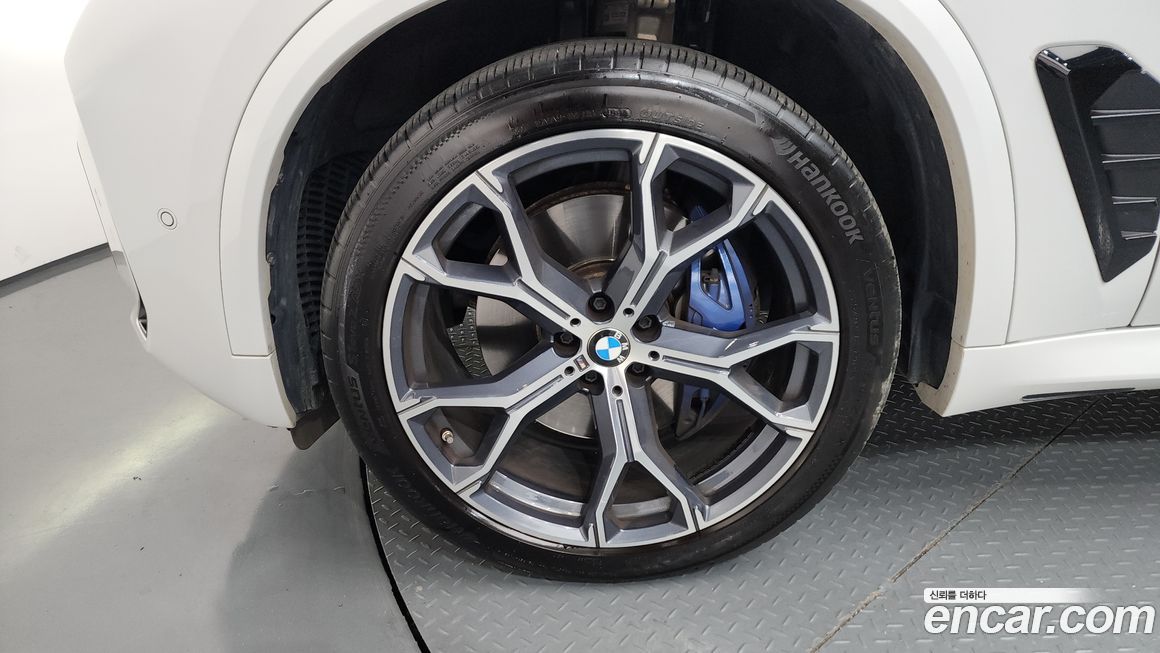 BMW X5 xDrive 40i M Sport, 2024
