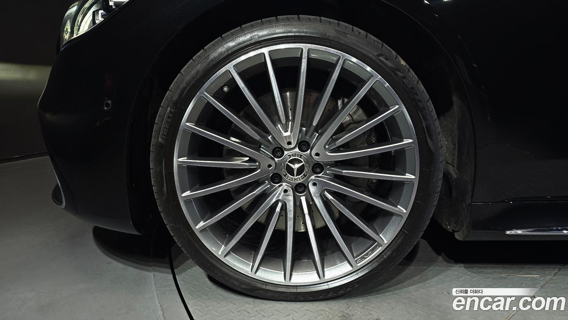 Mercedes-Benz S-Class S500L 4MATIC, 2024