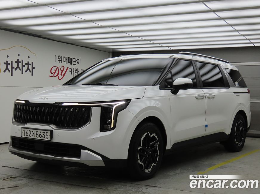Kia Carnival 9-Seater Prestige, 2024