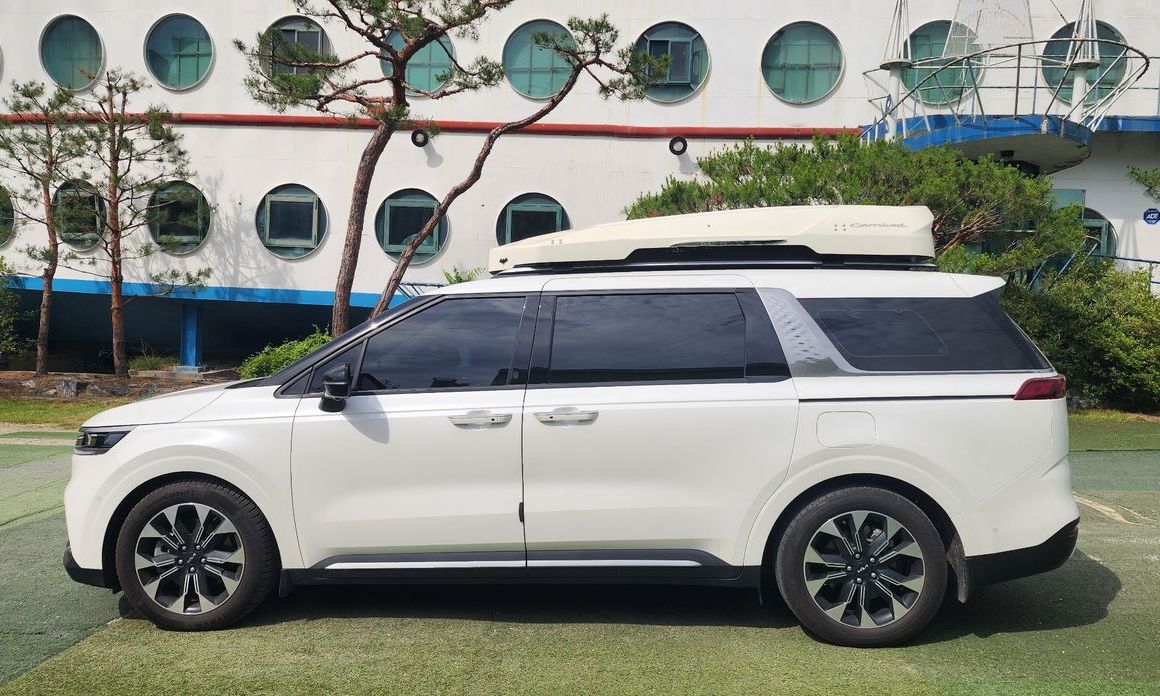 Kia Carnival 7-Seater Noblesse, 2023