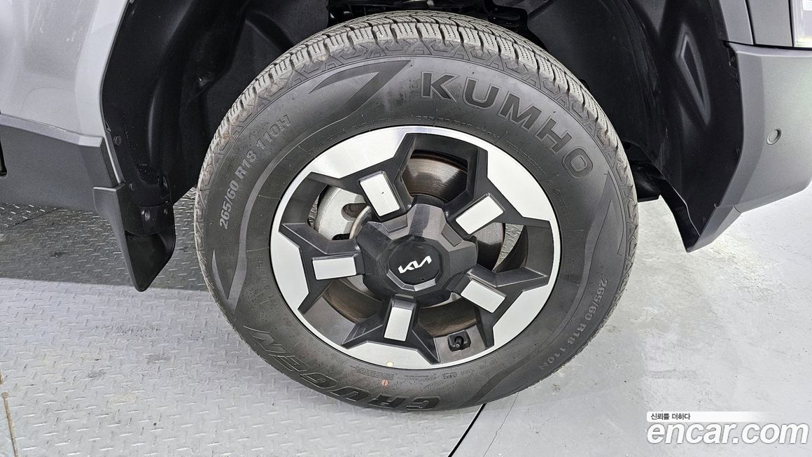 Kia Tasman 2.5T Gasoline 4WD, 2026