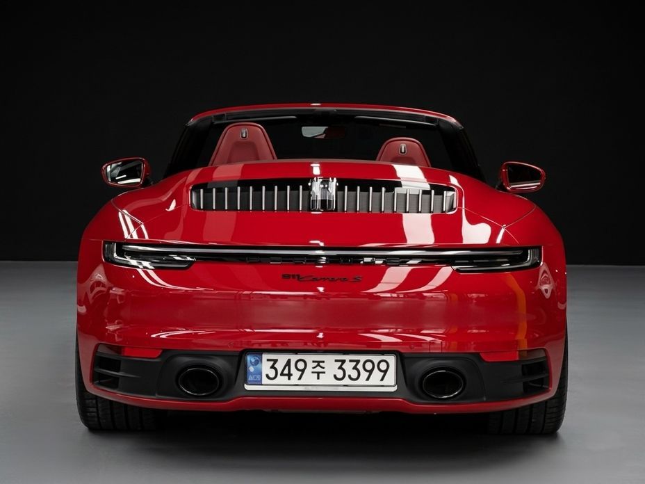 Porsche 911 Carrera 4 Cabriolet, 2024