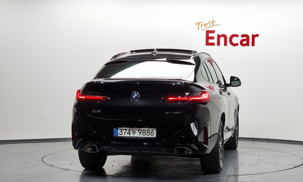 BMW X4 xDrive20i M Sport, 2022