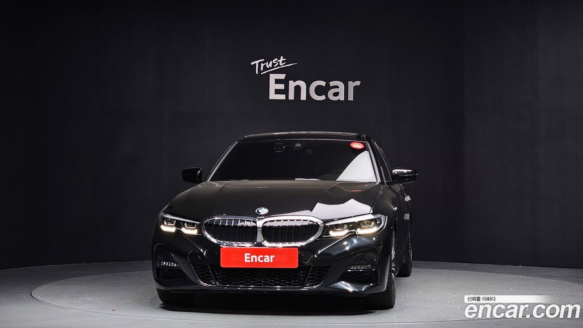 BMW 3-Series 320i M Sport, 2022