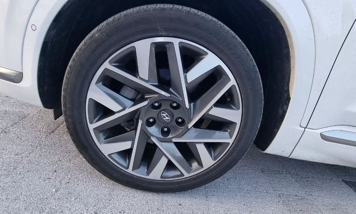 Hyundai Santafe Diesel 2.2 4WD, 2023