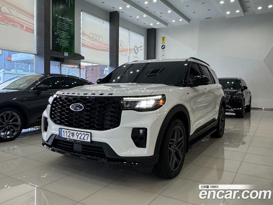 Ford Explorer 2.3 ST-Line 4WD, 2025