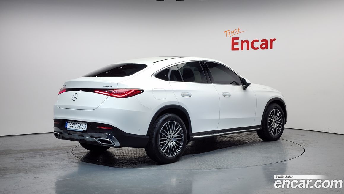 Mercedes-Benz GLC-Class GLC300 4MATIC Avnatgarde Coupe, 2025