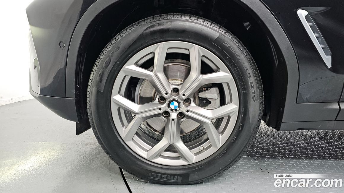 BMW X4 xDrive20i xLine, 2023