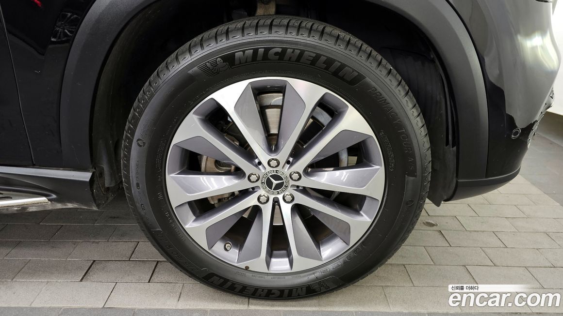 Mercedes-Benz GLE-Class GLE300d 4MATIC, 2023