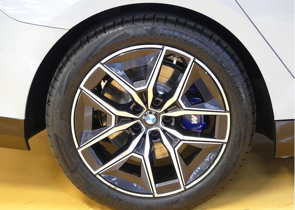 BMW 5-Series 520i M Sport, 2024
