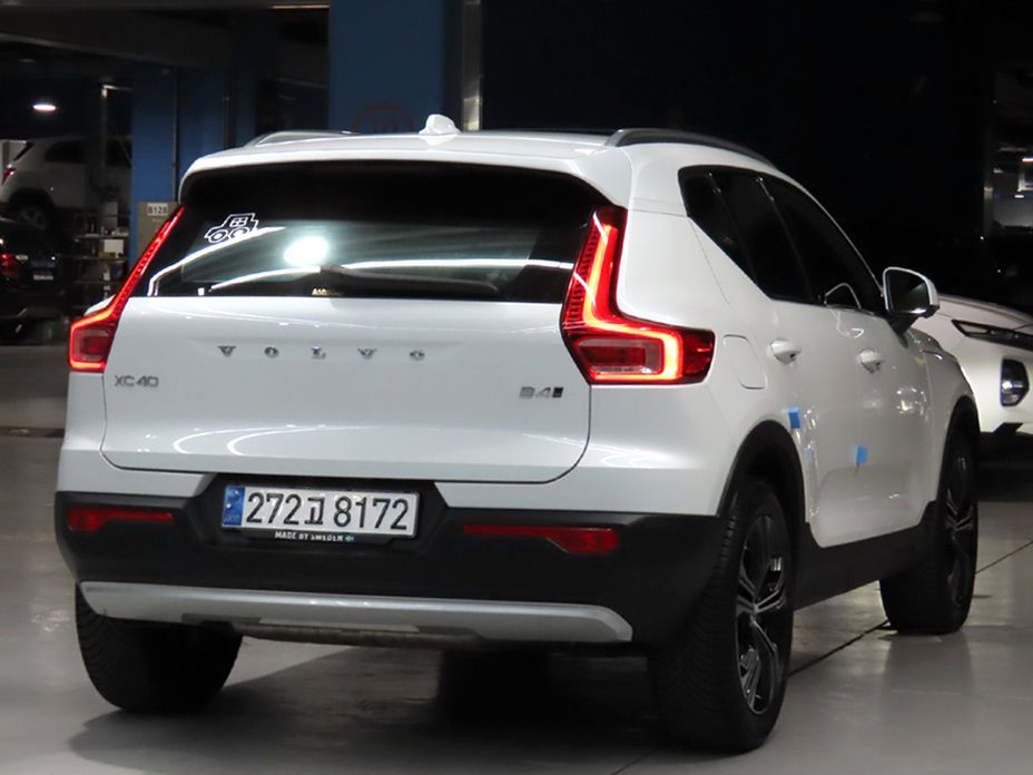 Volvo XC40 B4 Inscription, 2022