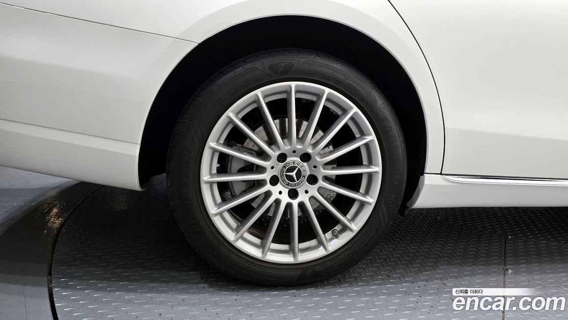 Mercedes-Benz E-Class E250 Exclusive, 2023