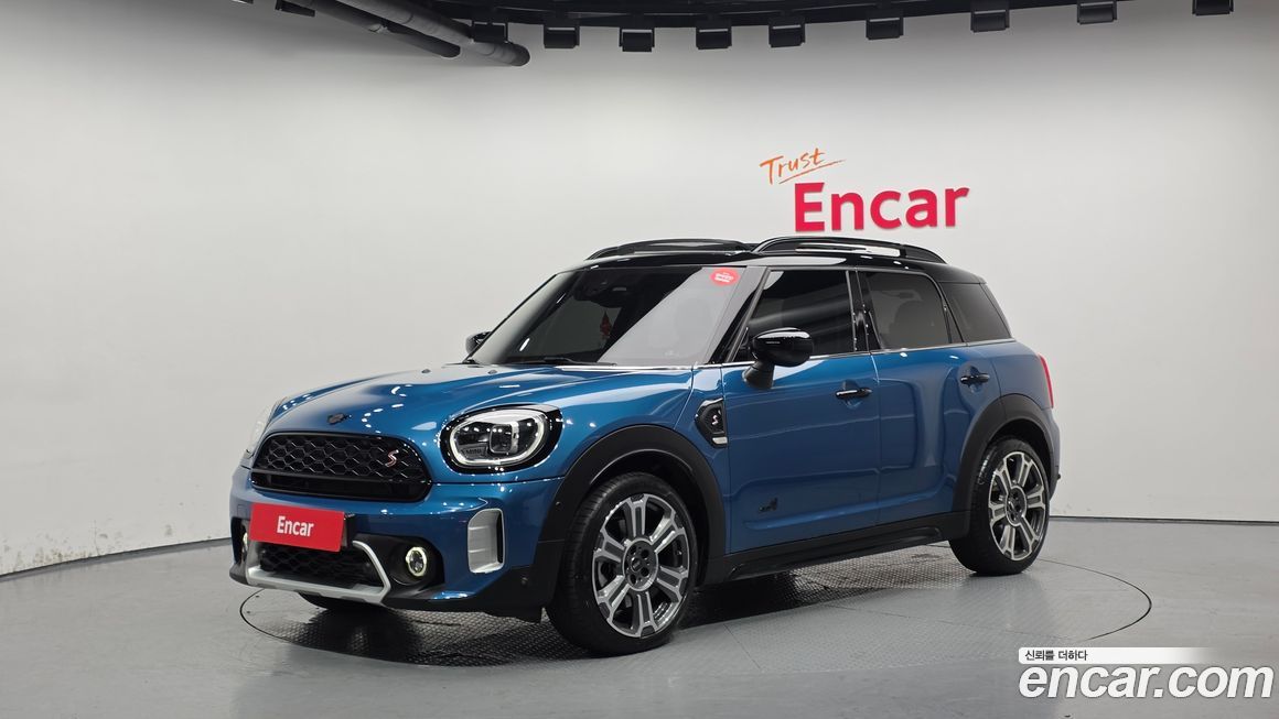 Mini Countryman ALL4 Classic Launch Pack, 2023