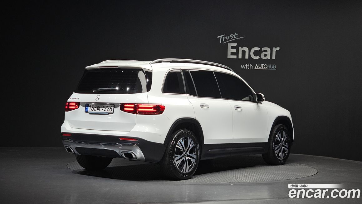 Mercedes-Benz GLB-Class GLB200 d, 2024