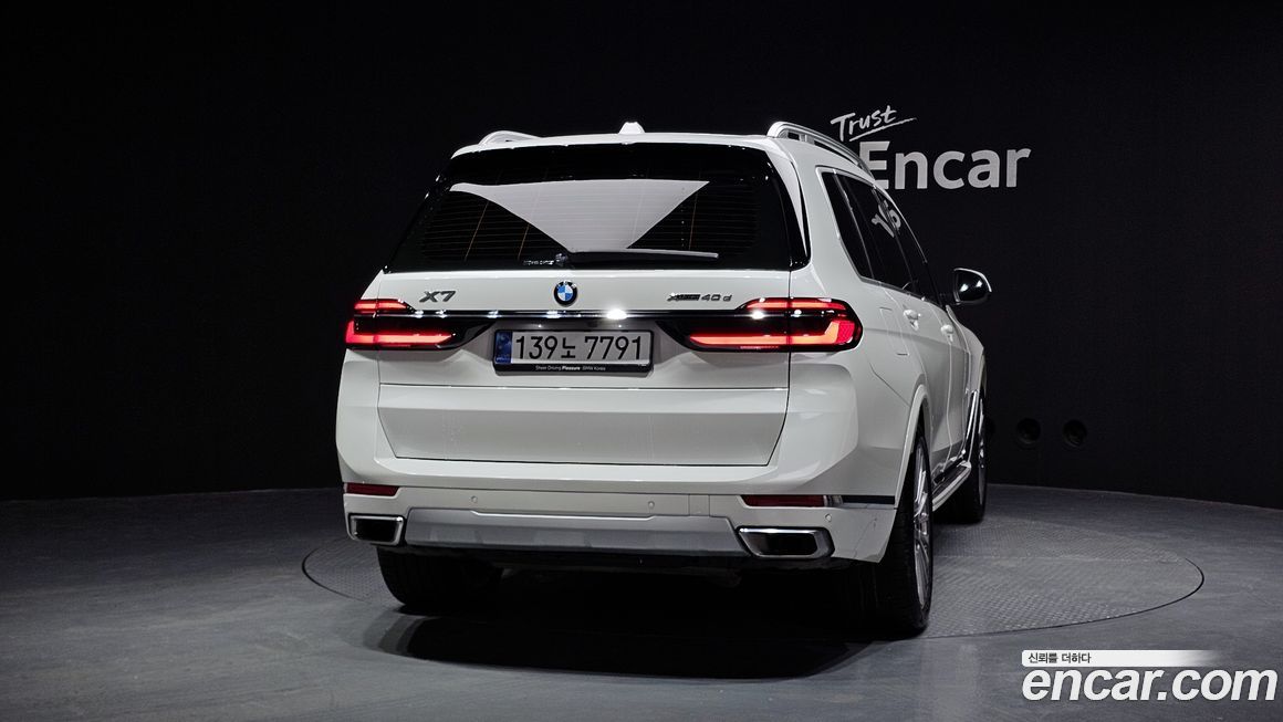 BMW X7 xDrive 40d Design Pure Excellence 7-Seater, 2024