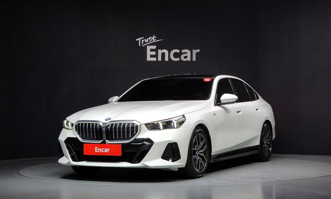 BMW 5-Series 523d M Sport, 2025