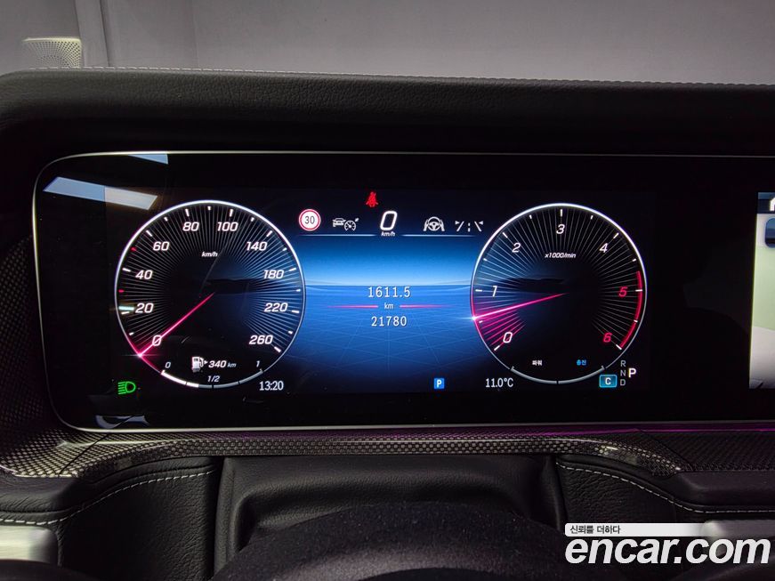 Mercedes-Benz G-Class G450d, 2025