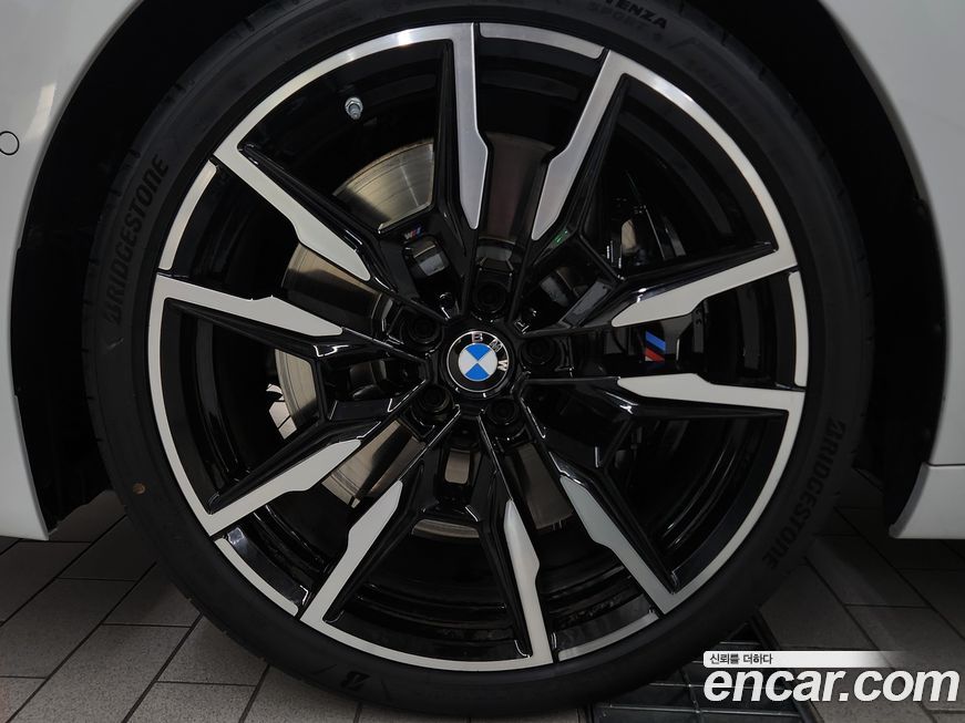 BMW 8-Series M850i xDrive Gran Coupe, 2025