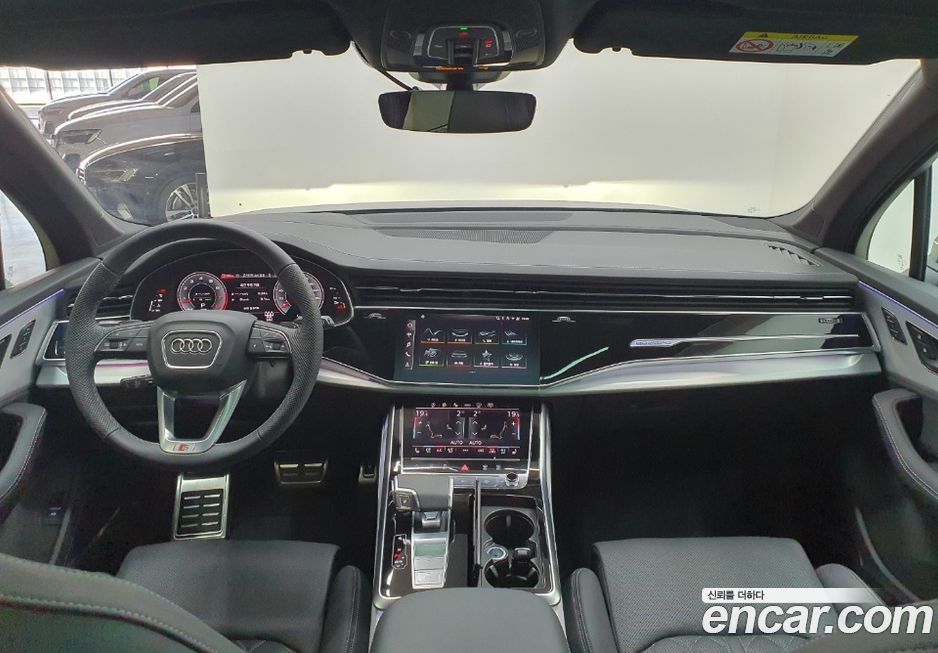 Audi Q7 55 TFSI Quattro Premium, 2025