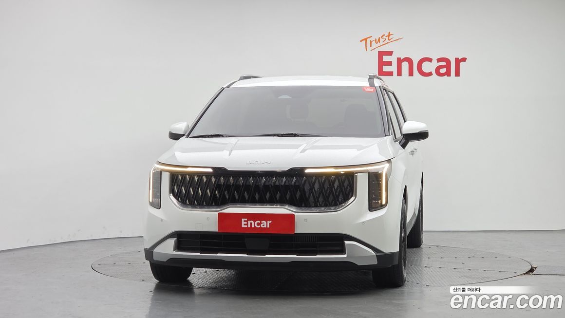 Kia Carnival 9-Seater Prestige, 2024