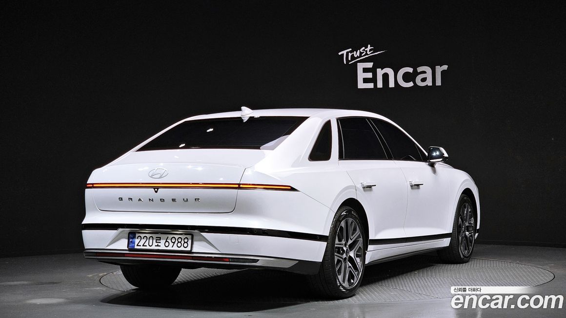 Hyundai Grandeur 2,5 Gasoline 2WD, 2023
