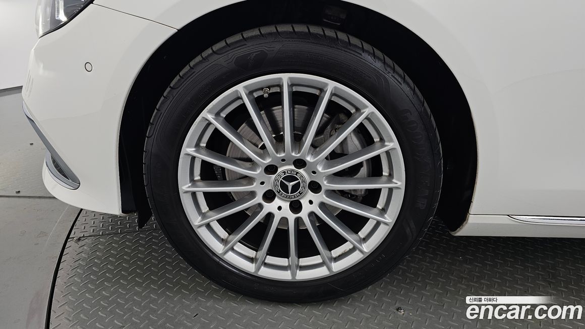 Mercedes-Benz E-Class E250 Exclusive, 2022