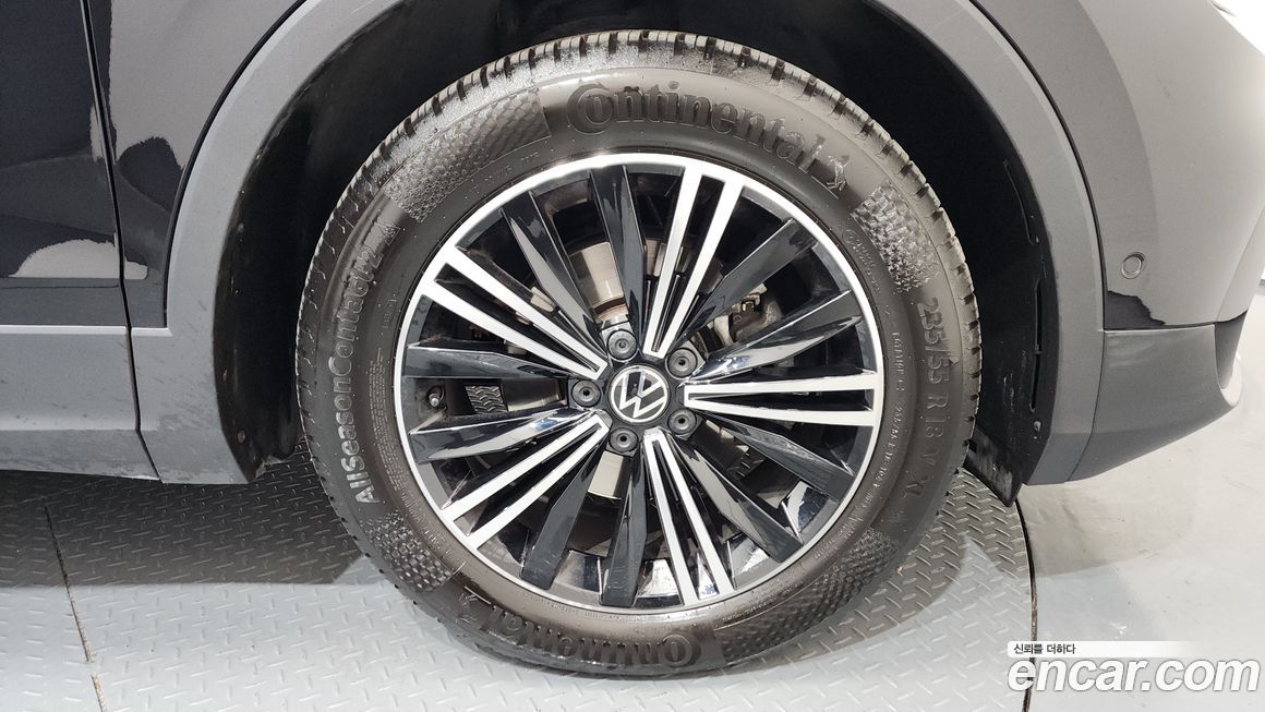 Volkswagen Tiguan 2.0 TDI Premium, 2023