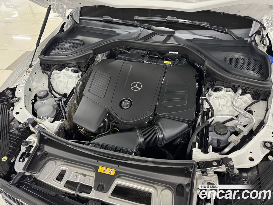 Mercedes-Benz GLC-Class GLC 300 4MATIC Avantgarde, 2025